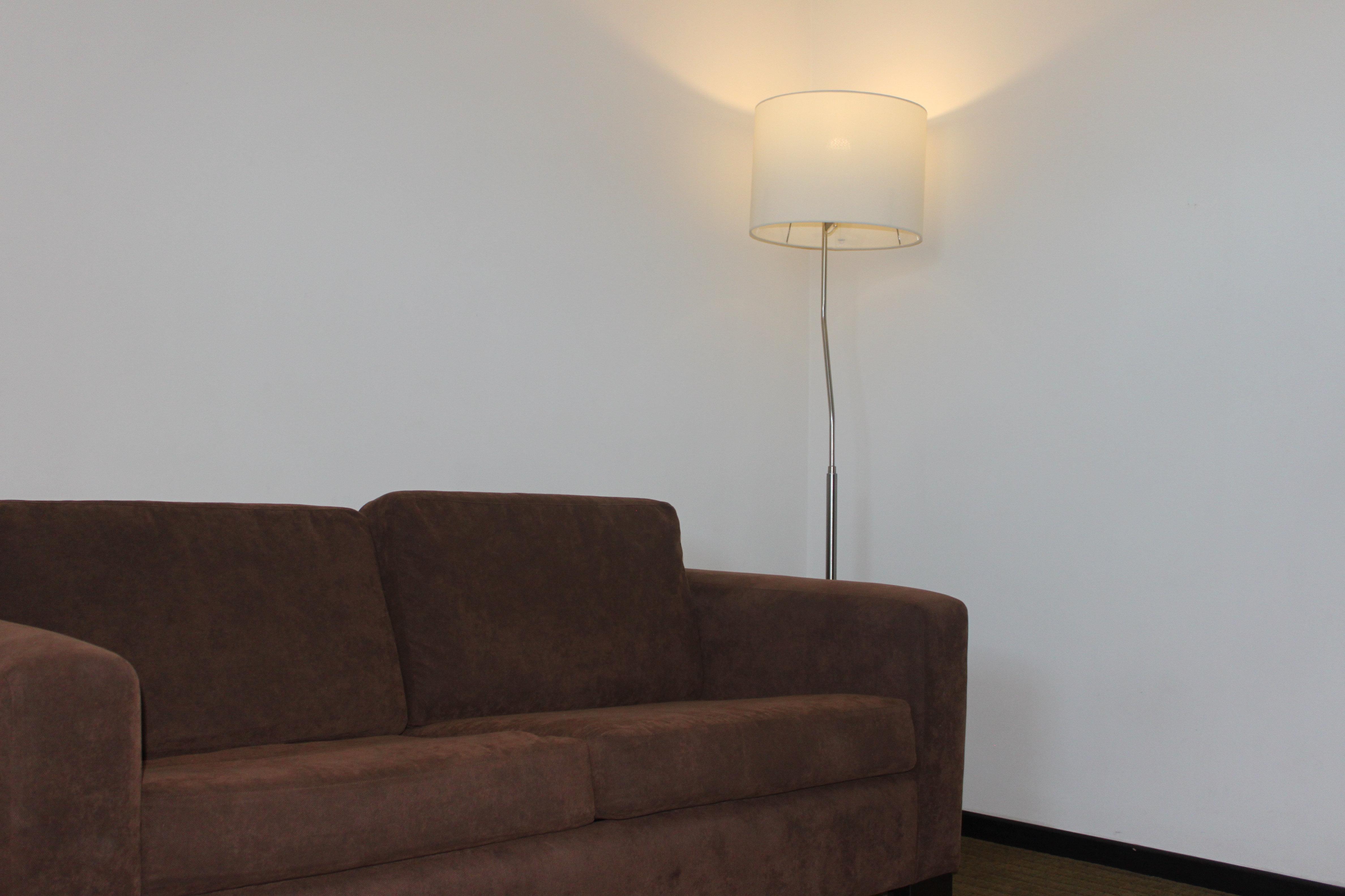 Holiday Inn Express Guaymas By Ihg Екстериор снимка A floor lamp